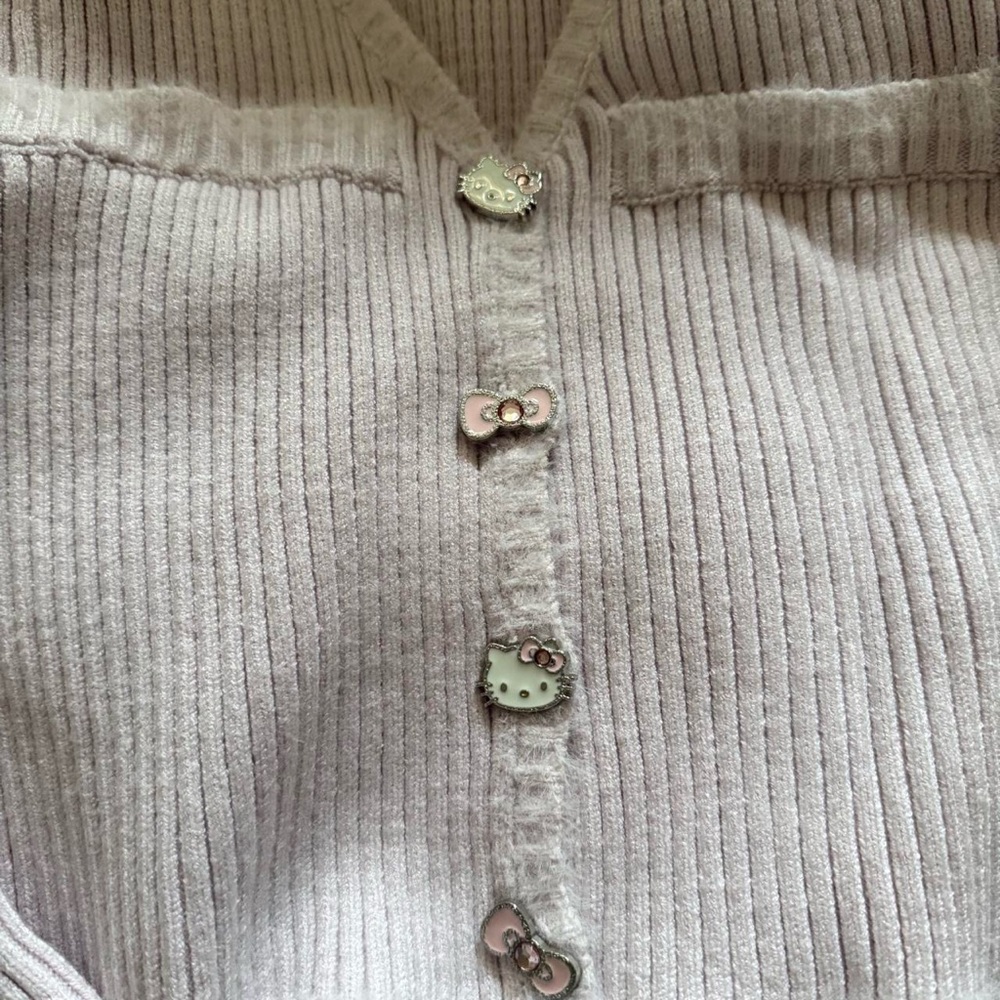 Hello Kitty pink Button-Up Cardigan - Picture 2 of 3